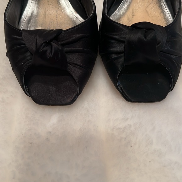 🖤PRICE DROP🖤 BLACK HOUSE WHITE MARKET OPEN TOE WITH 3 INCH HEEL - Picture 5 of 6